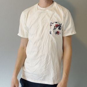 Short sleeve tee